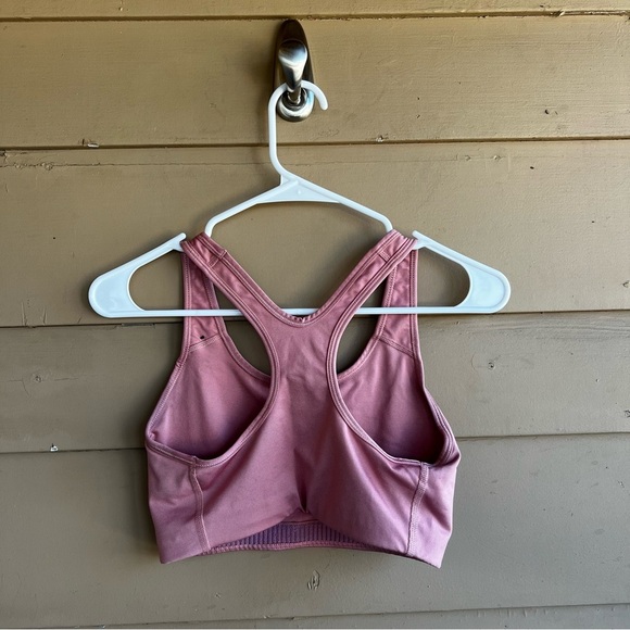 Nike Dri Fit Sports Bra - Size M - Athletic Stretchy Workout - Picture 4 of 4